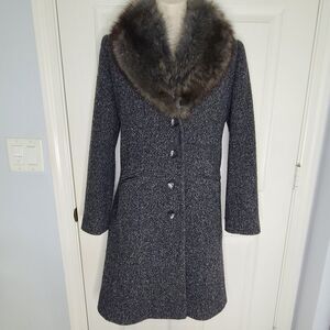 VIA SPIGA Coat Buttons Racoon Fur collar Wool Blend gray metallic size 2